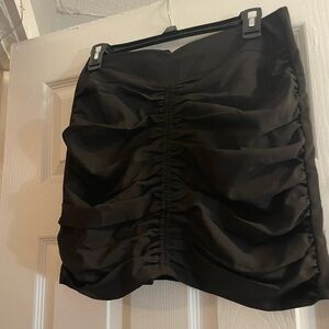 Black mini skirt NWT‼️BOGO‼️